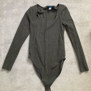 Old Navy women’s Tan Ribbed Bodysuit - ***stained